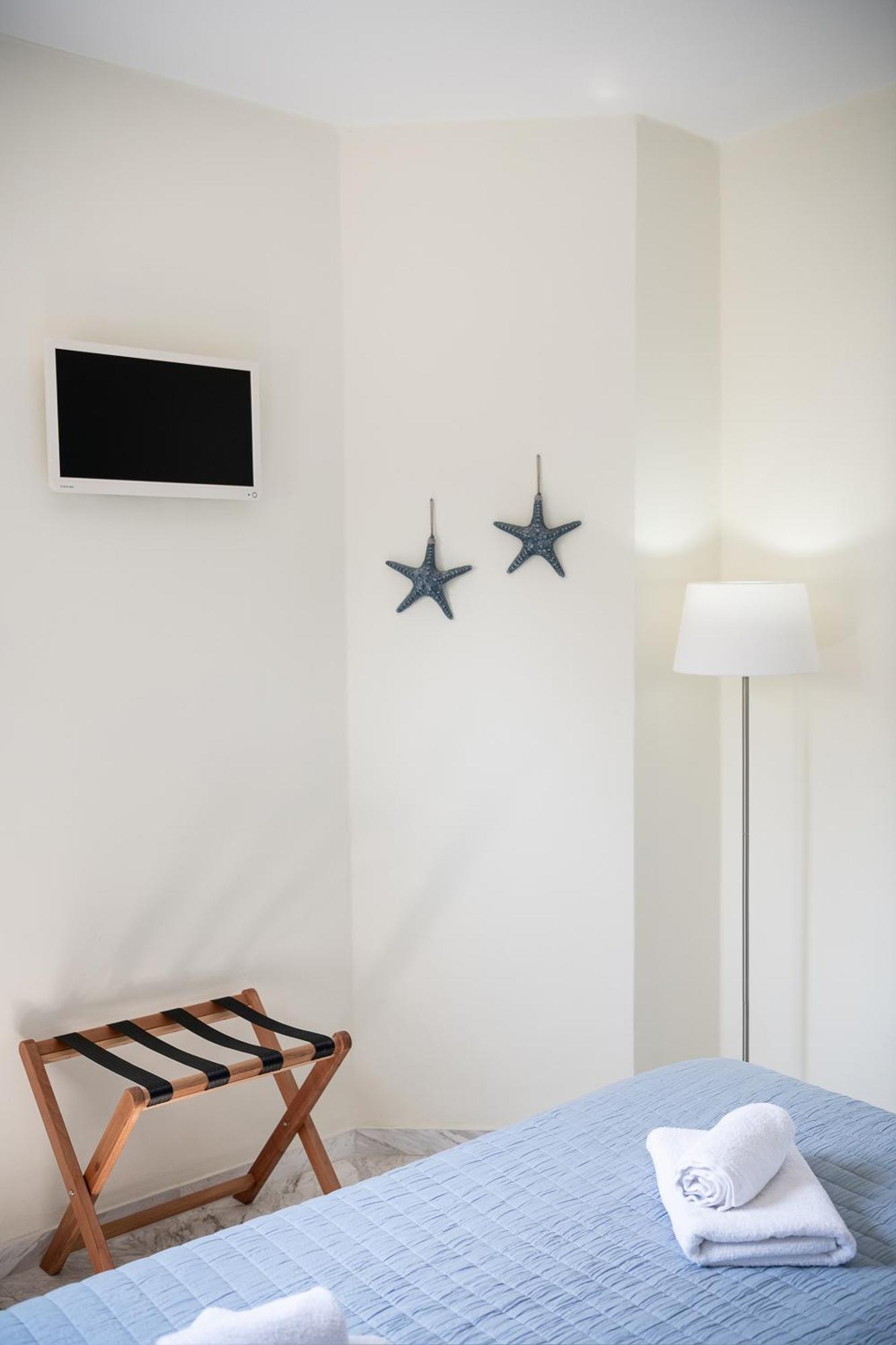Villa Life Agia Marina  Bagian luar foto