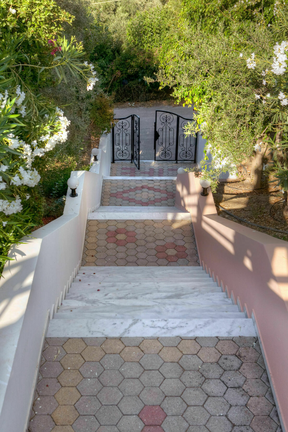 Villa Life Agia Marina  Bagian luar foto